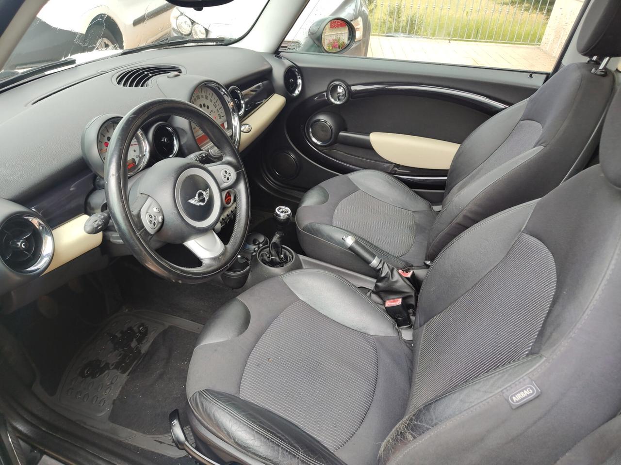 Mini Cooper Clubman 1.6 16V Pepper