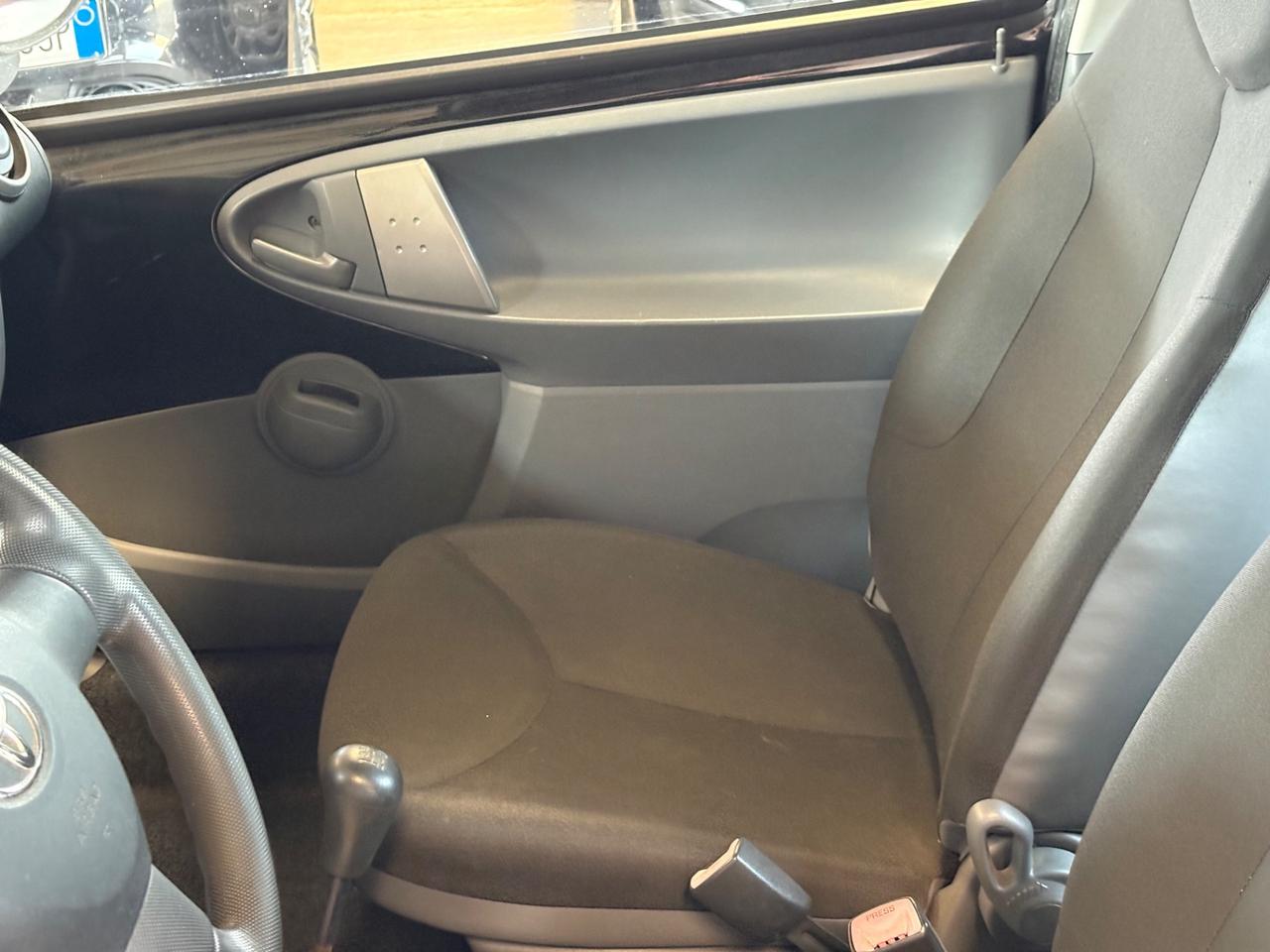 Toyota Aygo 1.0 12V VVT-i 5 porte Sound