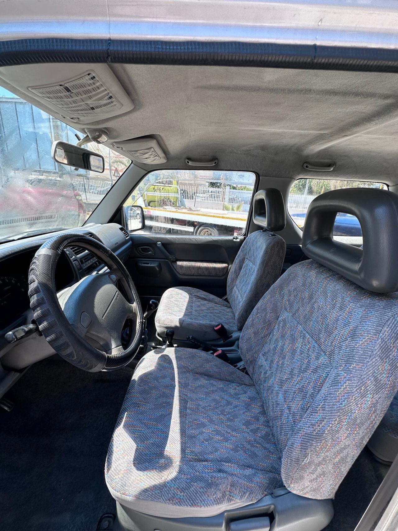 Suzuki Jimny 1.3i 16V cat 4WD JLX