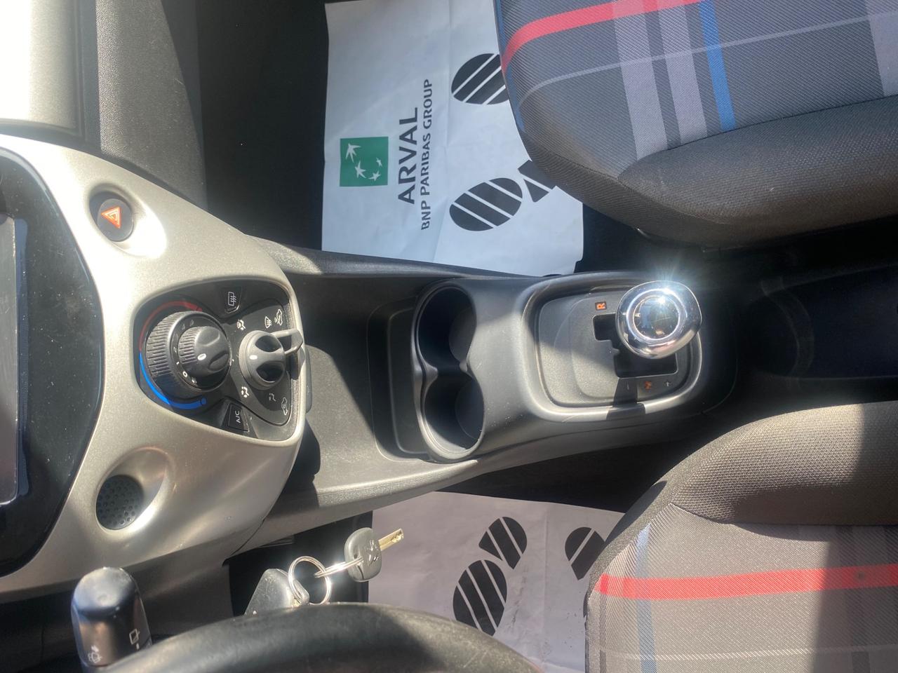 Peugeot 108 VTi 68 ETG 5 porte Allure