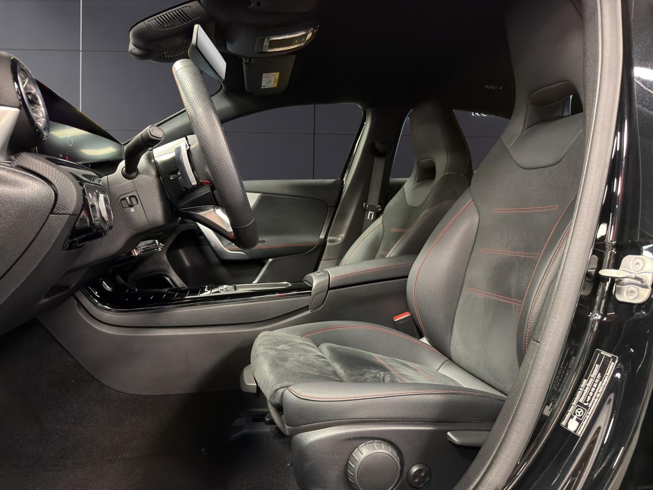 Mercedes A 180 AMG Line Premium 7G-DCT