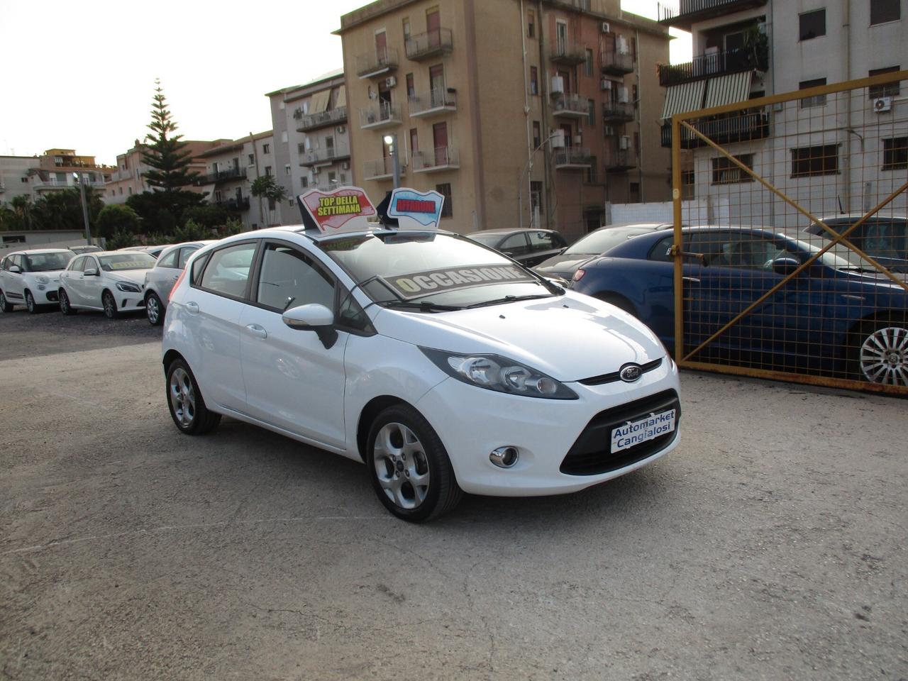 Ford Fiesta 1.2 82 CV 5 porte Titanium 2012
