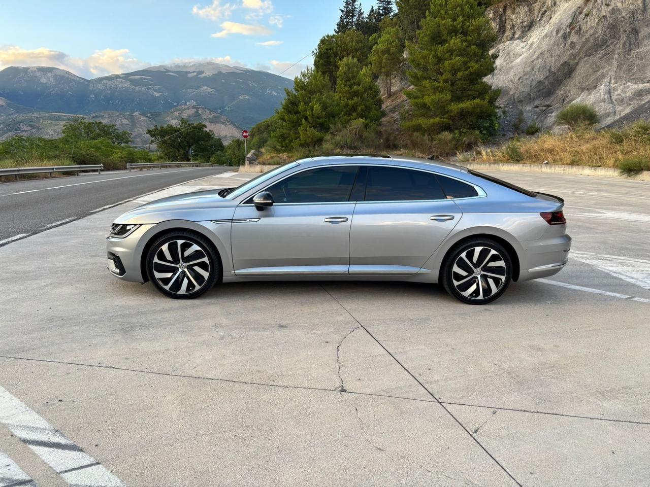VOLKSWAGEN ARTEON 2.0 BI-TURBO 240CV R-LINE