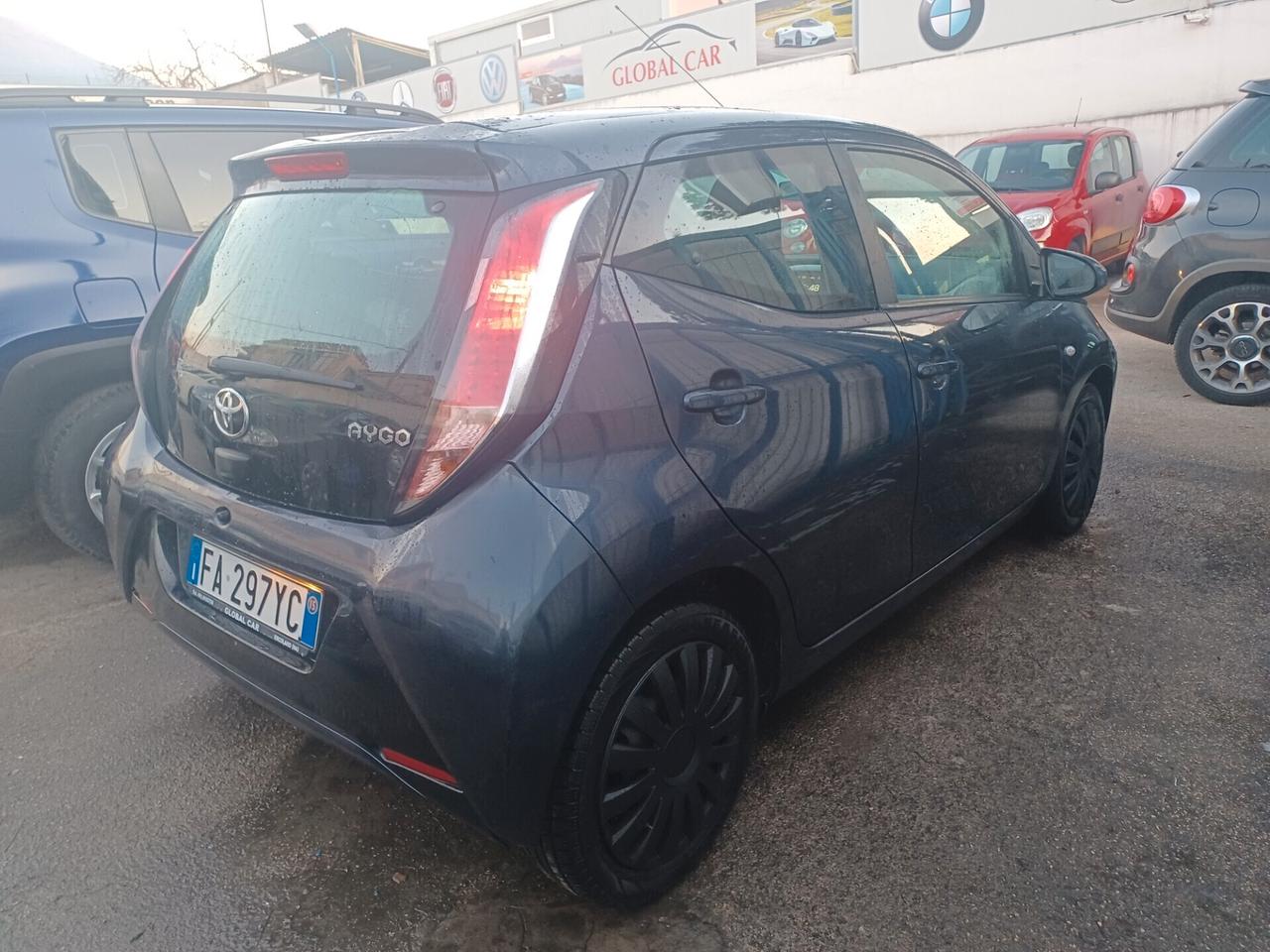 Toyota Aygo 1.0 5 PORTE AUTOMATICA 12/2015