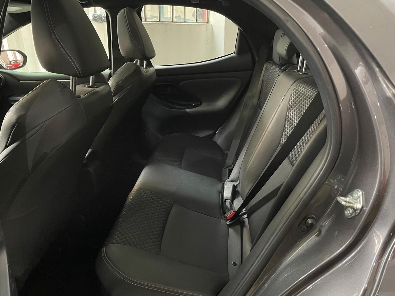 Toyota Yaris 1.5 Hybrid 5 porte UNICO PROPRIETARIO!!!