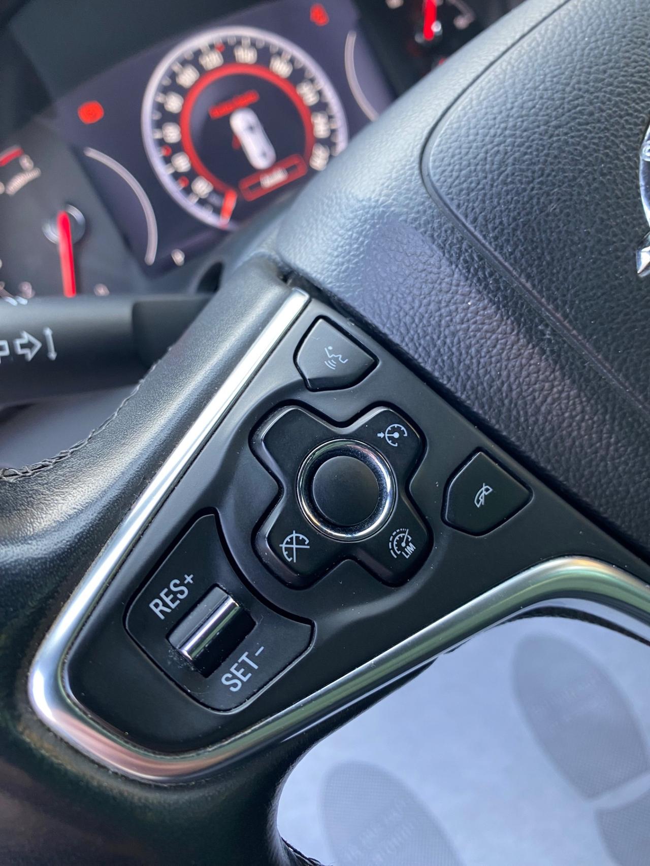 Opel Insignia 2.0 CDTI 163 CV Sports Tourer aut. Cosmo Business