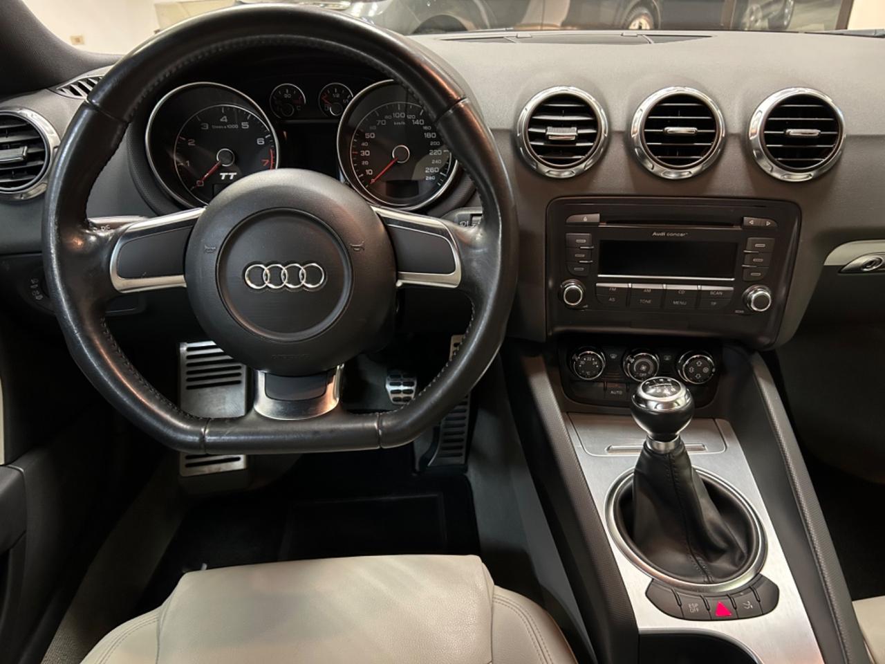 Audi TT - 2008 2.0 TFSI 200cv 121.000KM