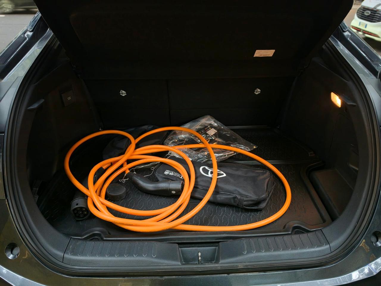 Toyota C-HR 2.0 PHEV Trend