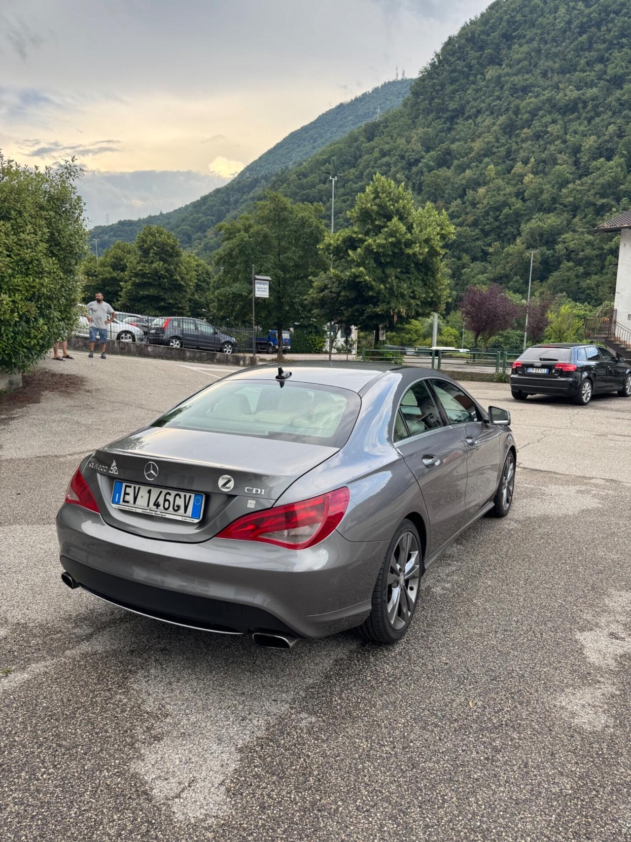 Mercedes-benz CLA 200 CLA 200 CDI Premium