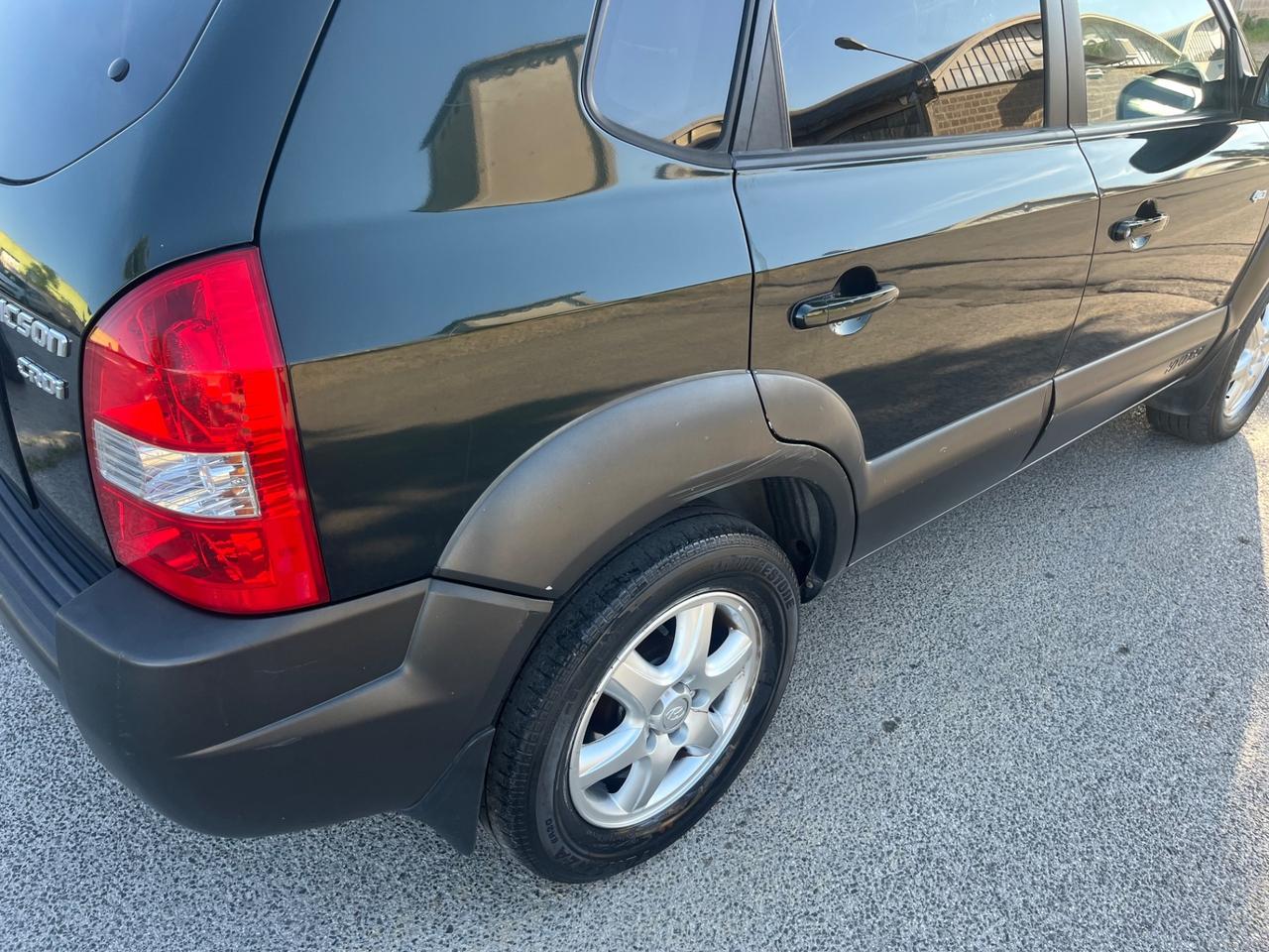 Hyundai Tucson 2.0 CRDi TD Dynamic AUTOMATICO 4X4 SOLI 90.000 KM