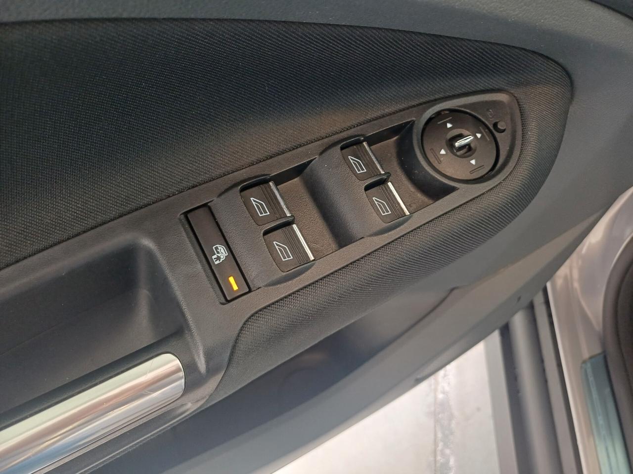 Ford C-Max 1.6 tdci 115 CV Titanium Plus