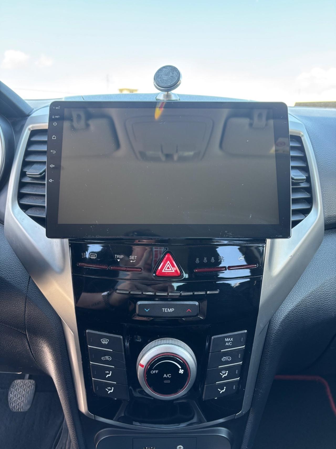 Ssangyong Tivoli 1.6 2WD Bi-fuel GPL Go