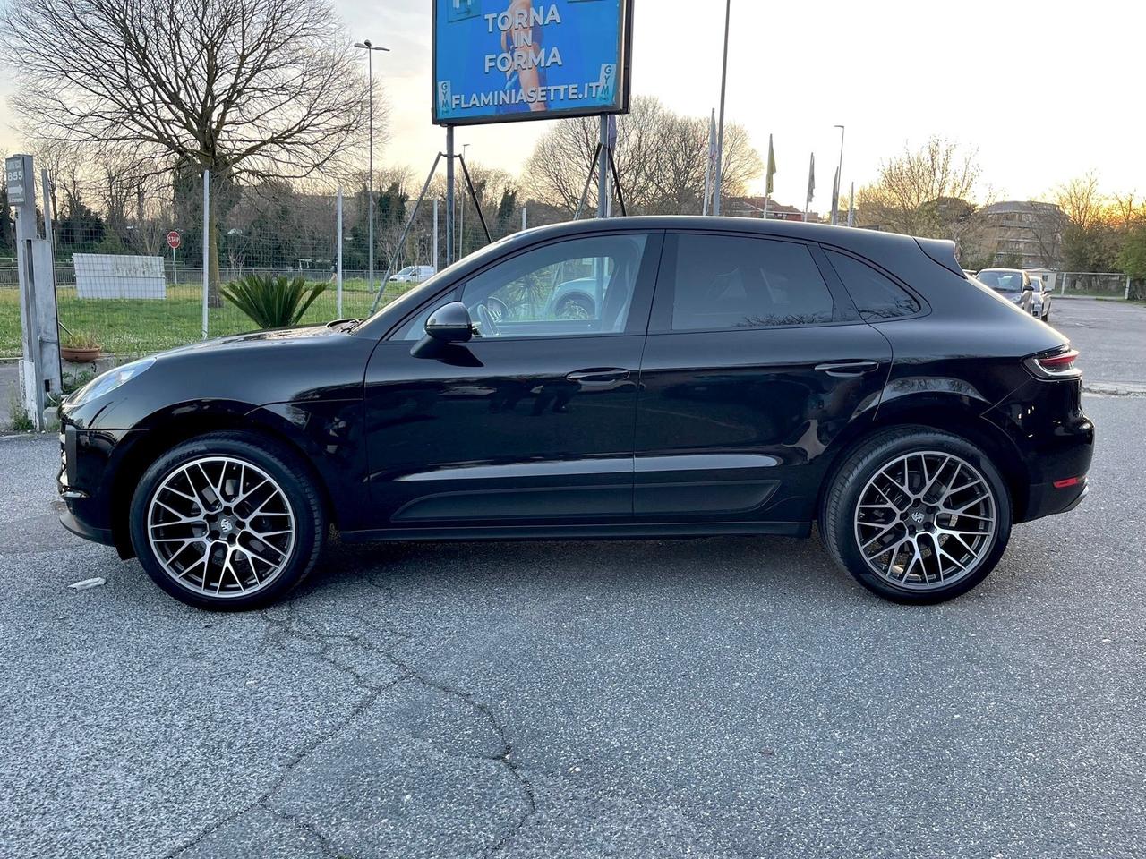 Porsche Macan iva inclusa pelle cocoa cerchio 21 scarichi
