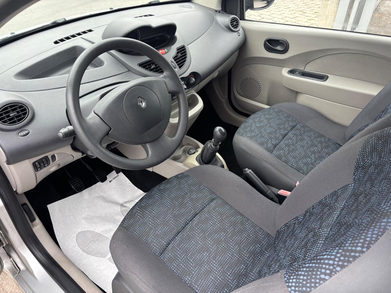 Renault Twingo 1.2 8V Dynamique