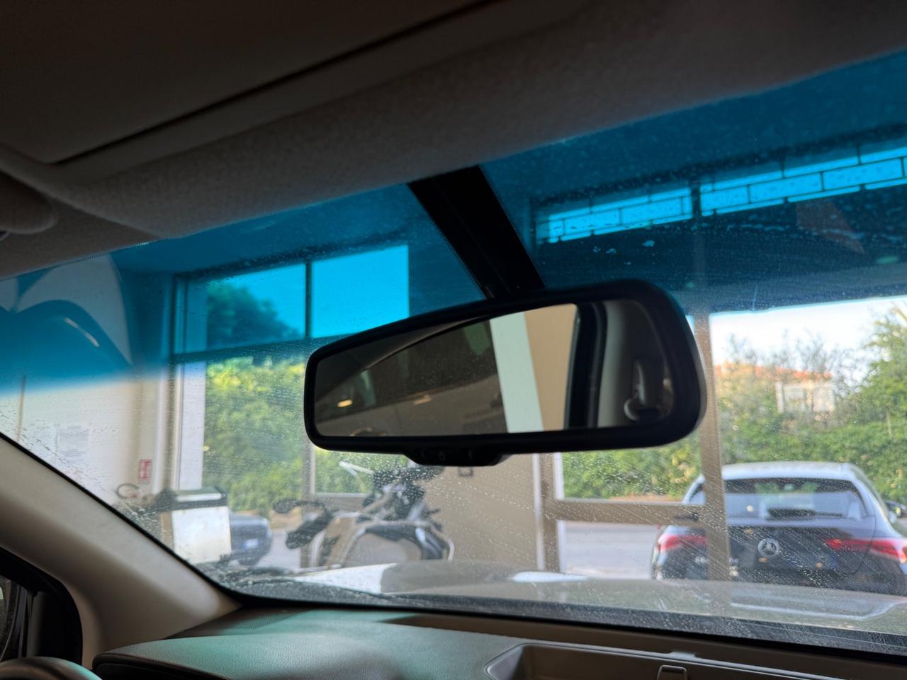 Nissan Navara 2.3 dCi 190 CV AUT. 4WD Double Cab N-Connecta