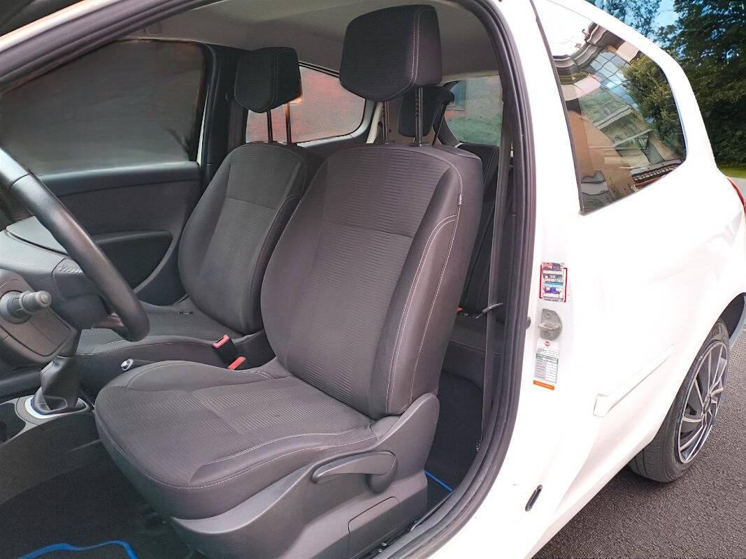 Renault Clio III 2009 Clio III 2010 -1.2 16v 3p