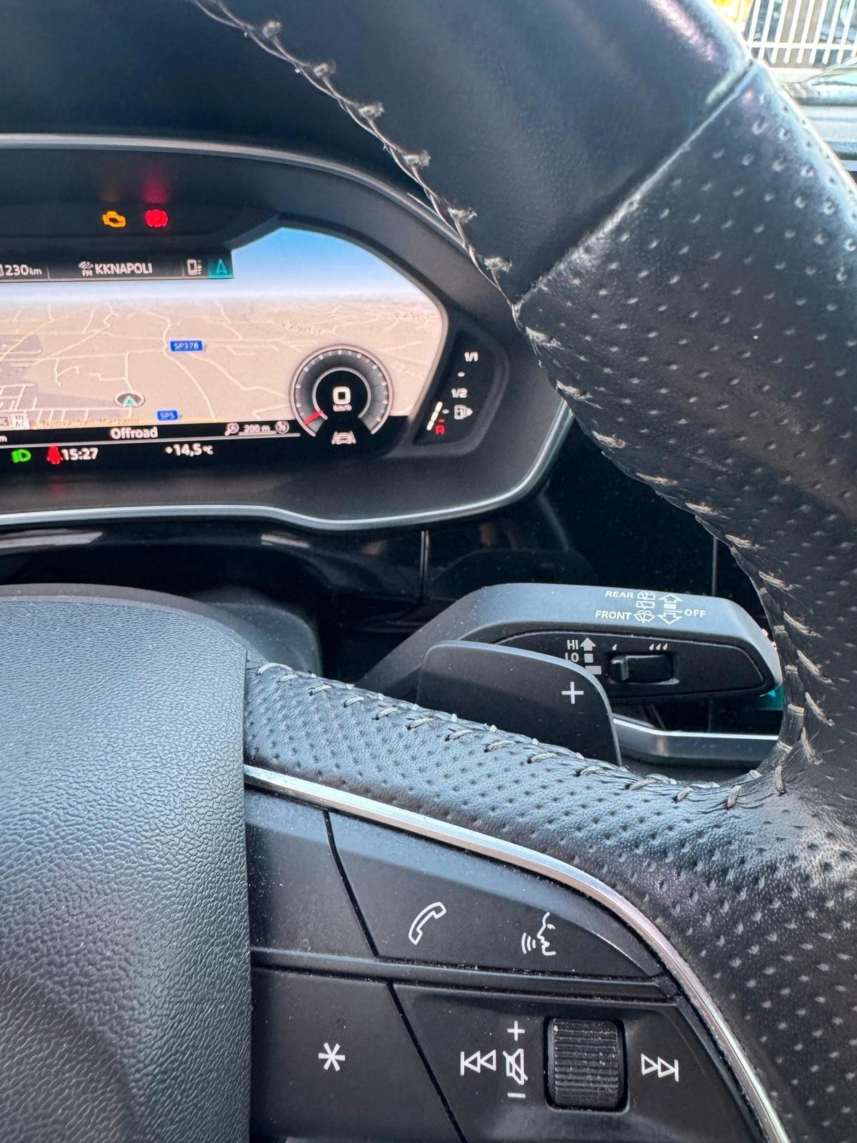 Audi Q3 2.0 TDI 150 CV S line Edition tronic