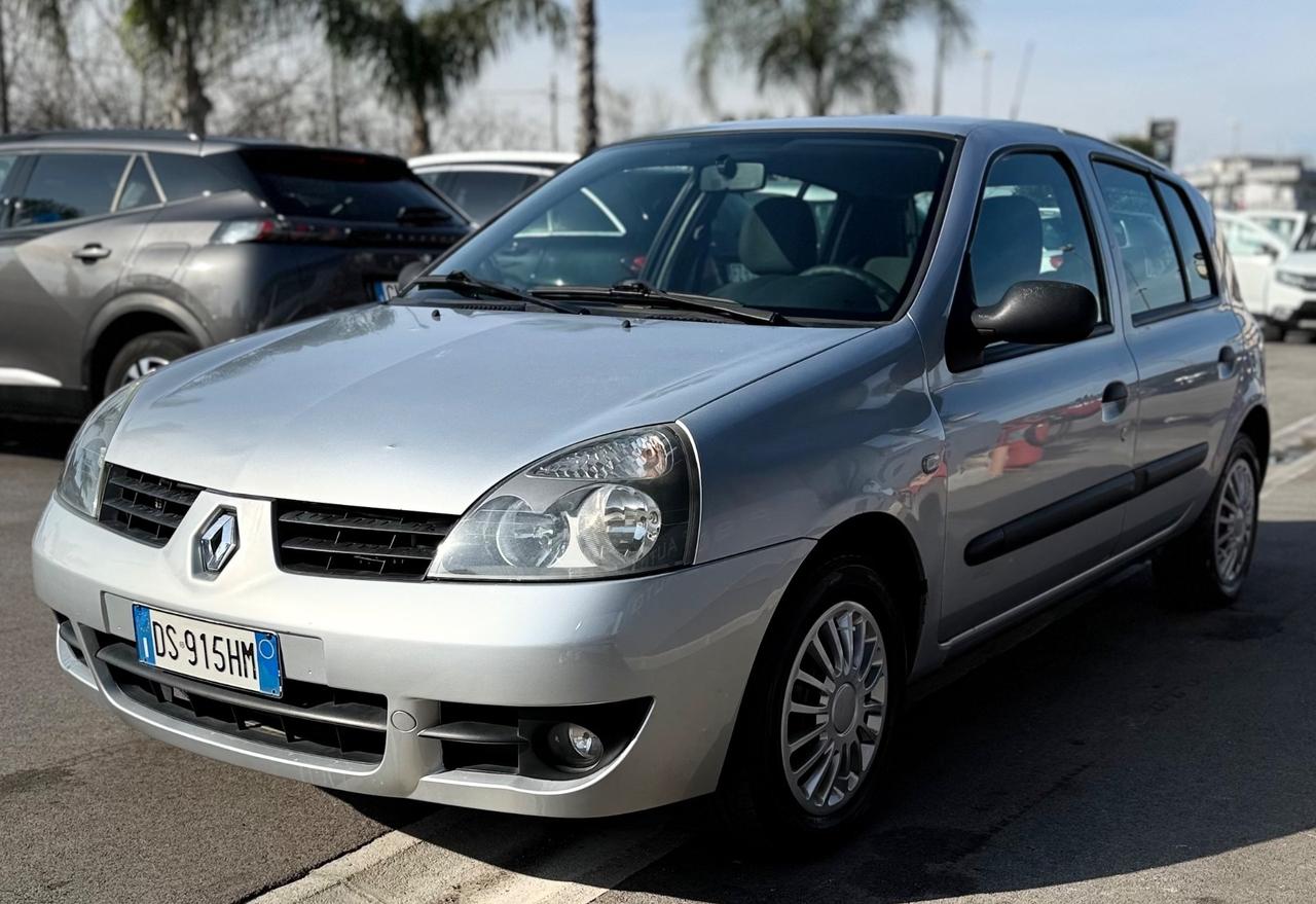 Renault Clio Storia 1.2 5 porte GPL Confort