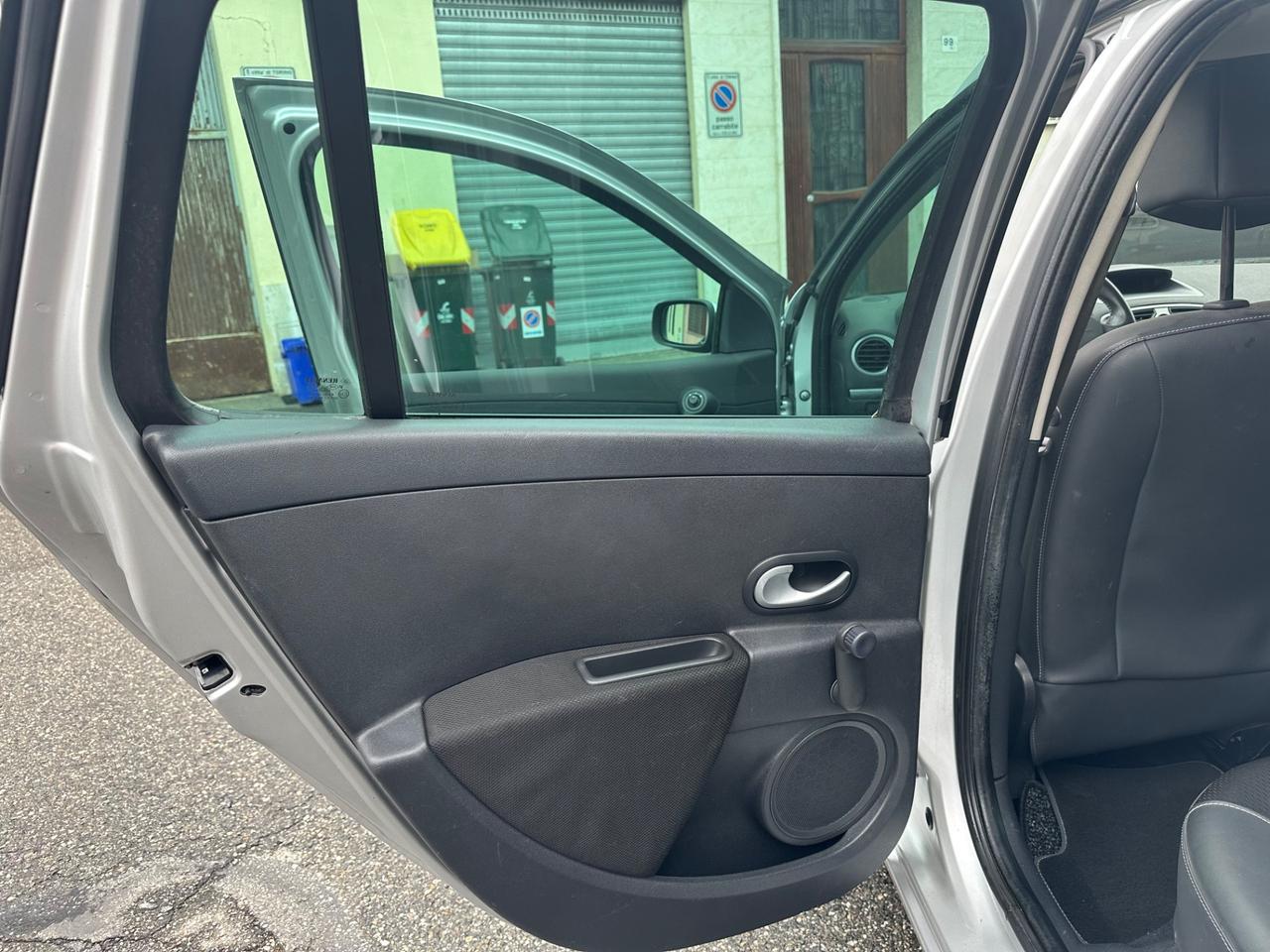 Renault Clio Storia 1.2 16V 5 porte Dynamique