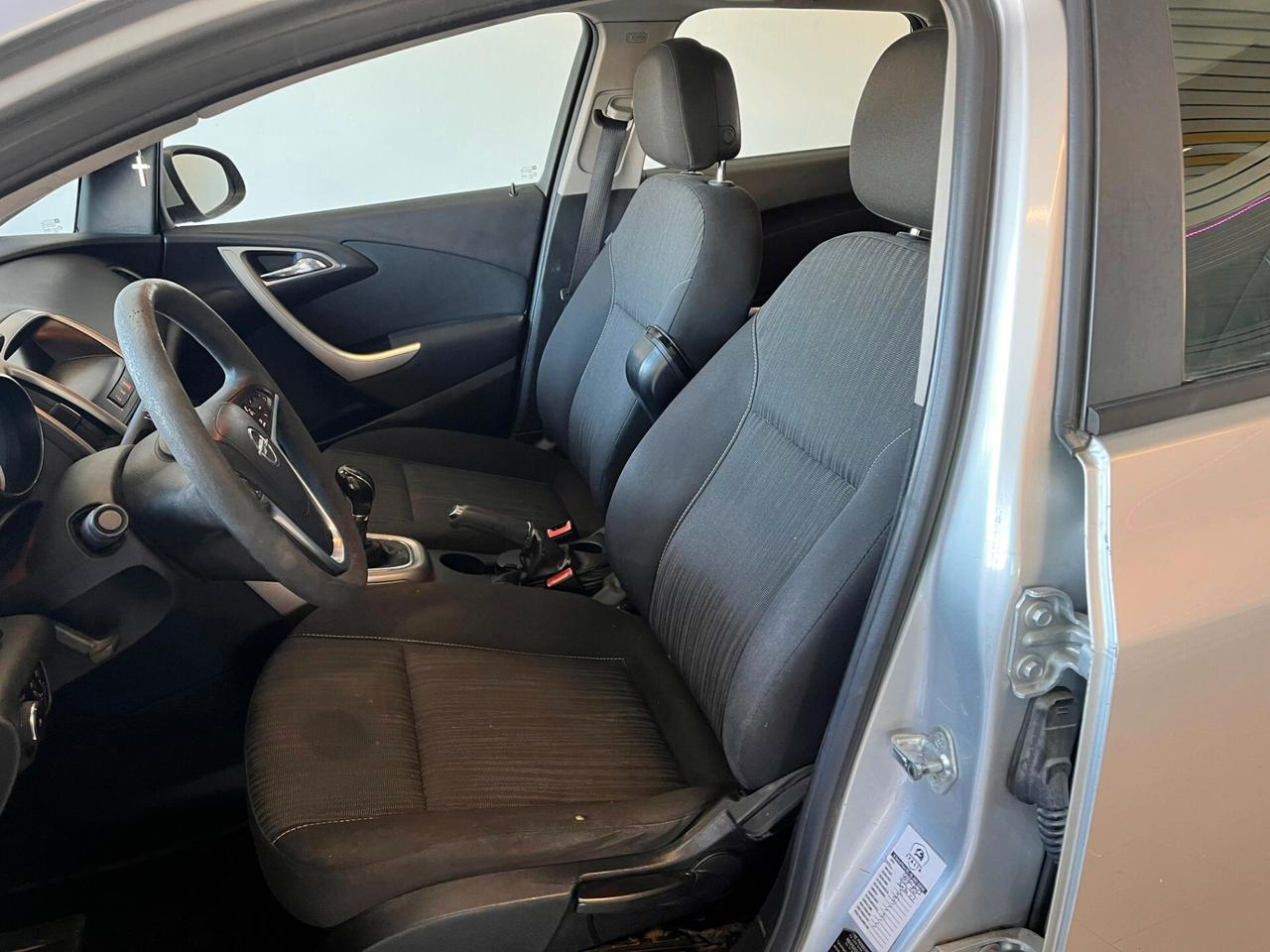 Opel Astra 1.7 CDTI 110CV Sports Tourer Cosmo