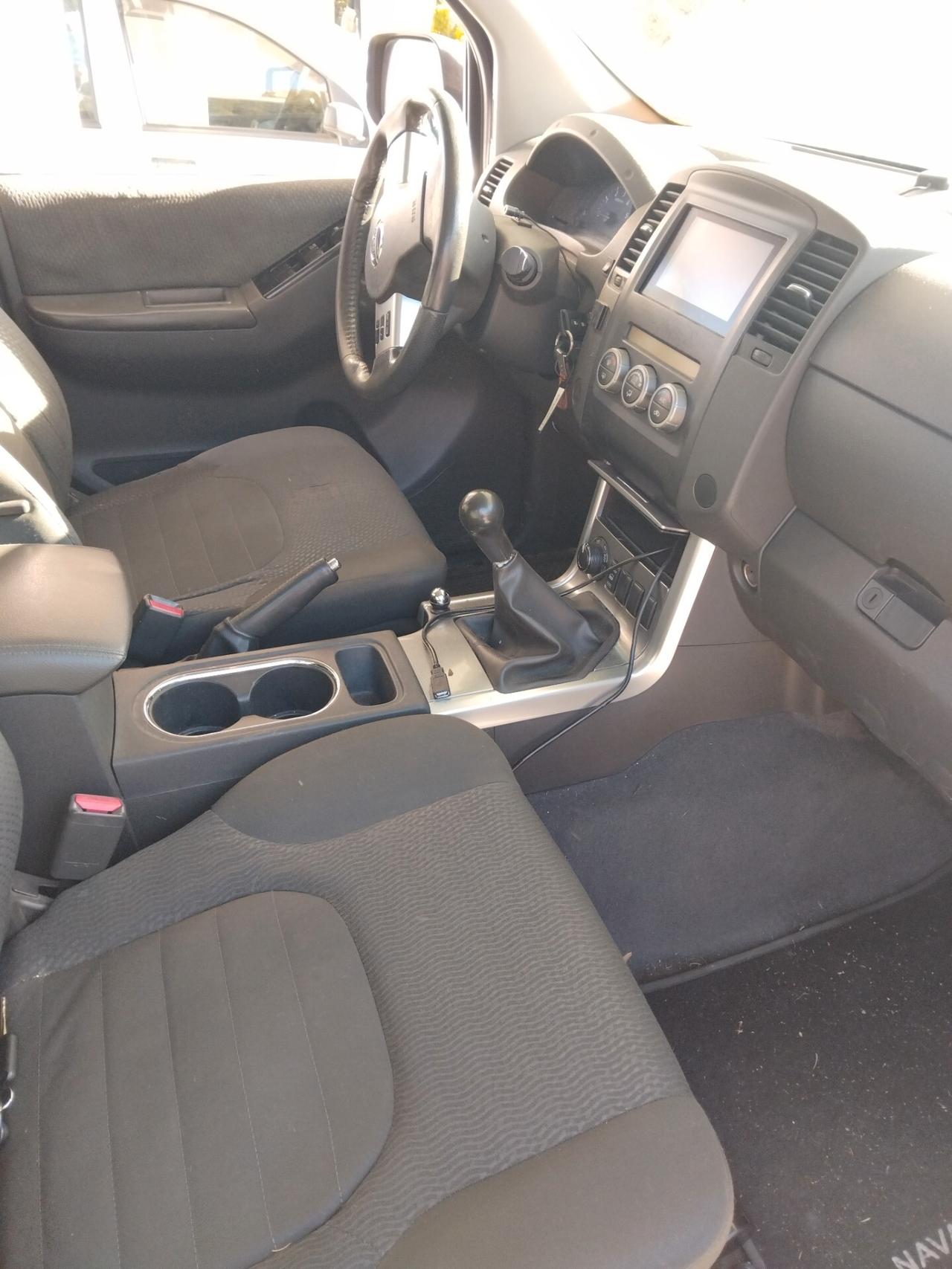 Nissan Navara 2.5 dCi 190CV 4 porte Double Cab Sport