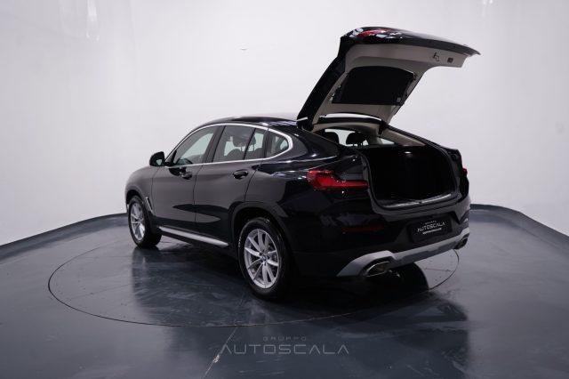 BMW X4 xDrive20d 190cv 48V