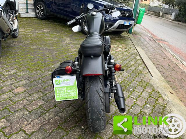 HARLEY-DAVIDSON 883 Sportster XL Iron