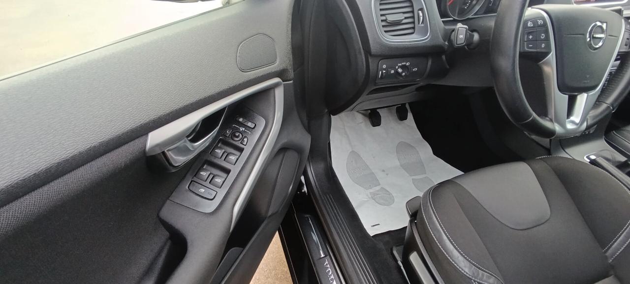 Volvo V40 D2 Business Plus 2.0d 120cv