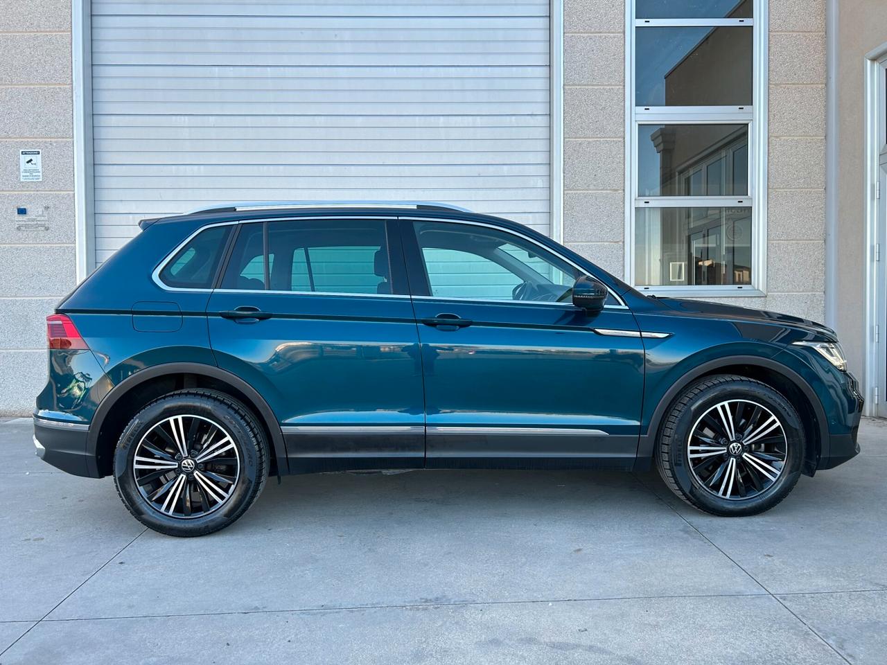 Volkswagen Tiguan 2.0 TDI 150 CV SCR DSG Elegance