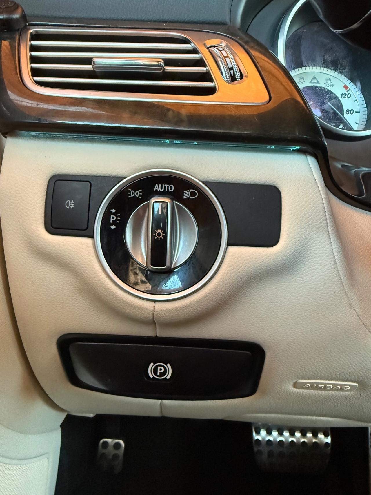 Mercedes-benz CLS 220 Diesel - Automatico