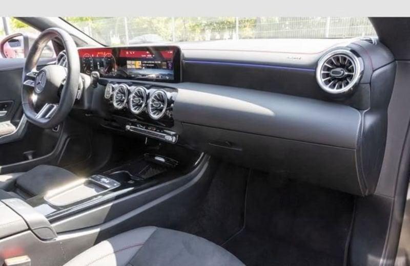 Mercedes-Benz CLA CLA Shooting Brake 200 d AMG Premium LED NAVI CAMERA