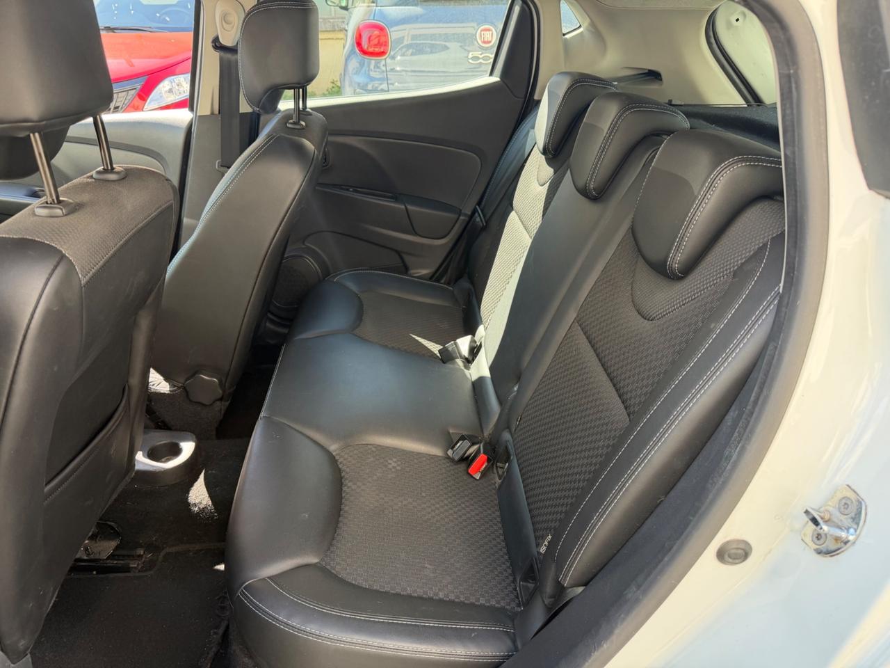 Renault Clio TCe 12V 75 CV 5 porte Moschino Zen