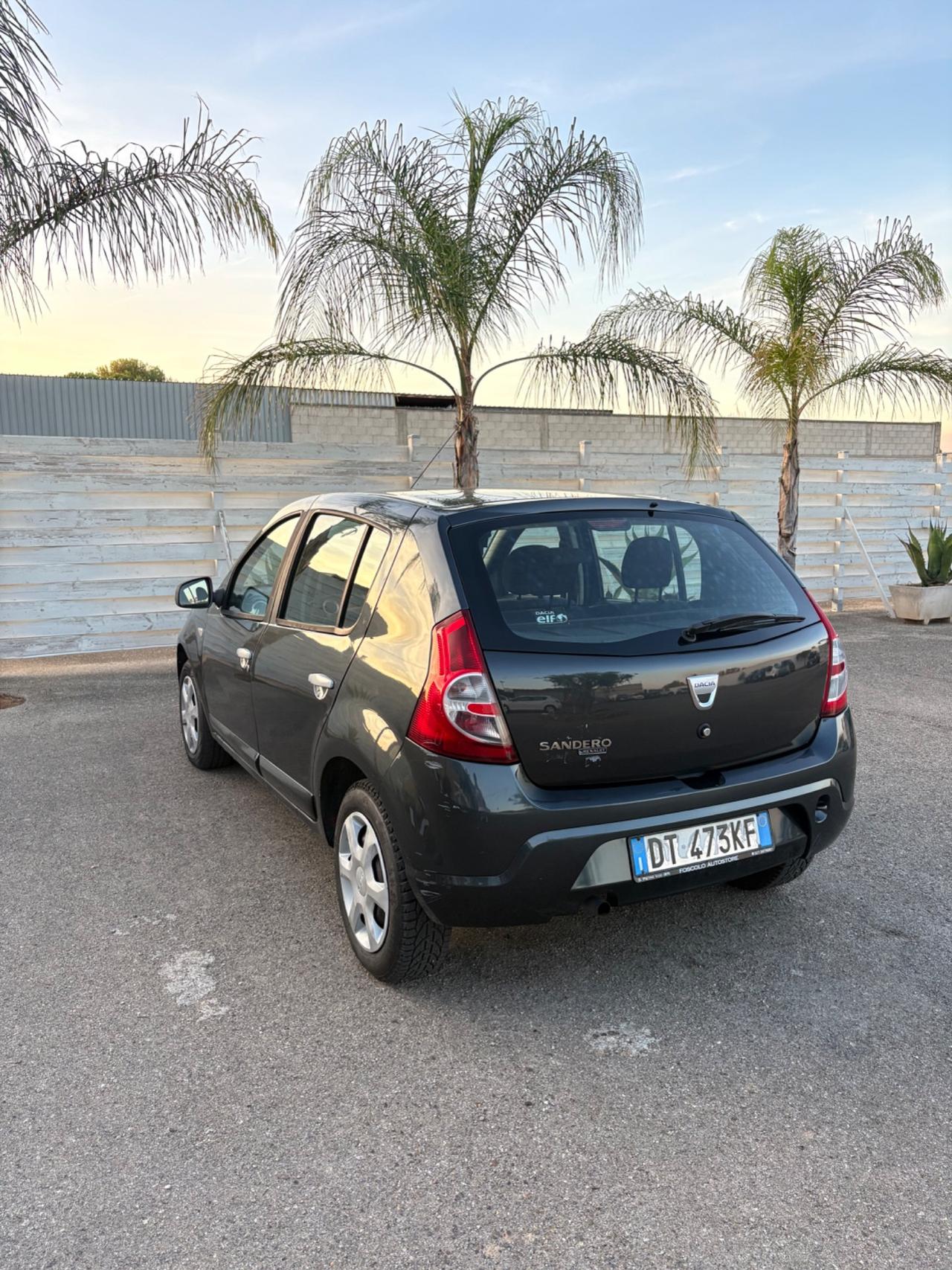 Dacia Sandero 1.4 GPL casa madre adatta a neo patentati