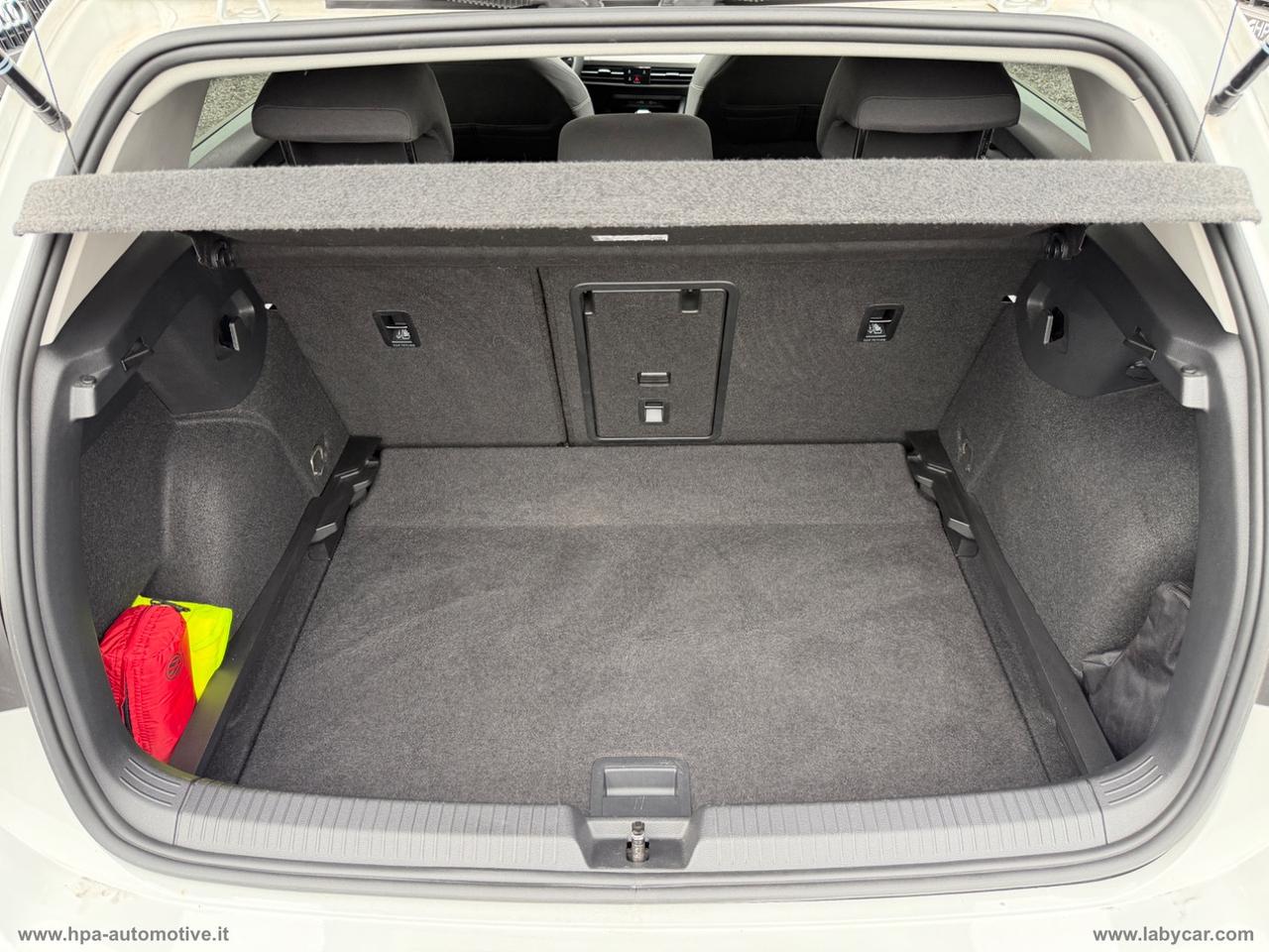 VOLKSWAGEN Golf 2.0TDI 150CV TETTO LED IQ-LIGHT NAVI RETROCAMERA