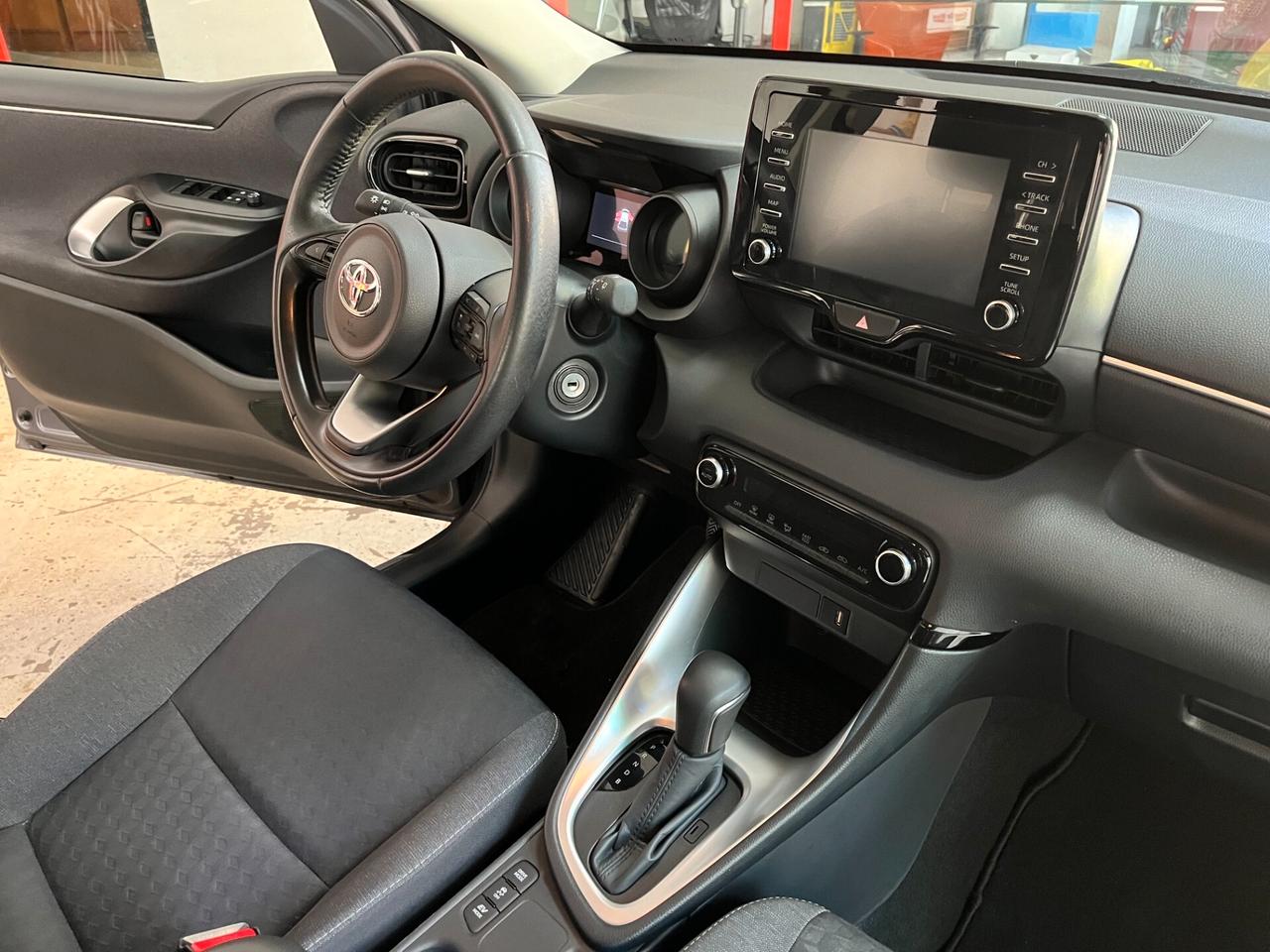 Toyota Yaris 1.5 Hybrid 5 porte UNICO PROPRIETARIO!!!