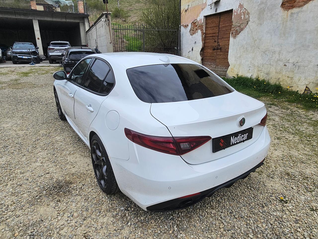 Alfa Romeo Giulia 2.2 Turbodiesel 210 CV AT8 AWD Q4 Veloce