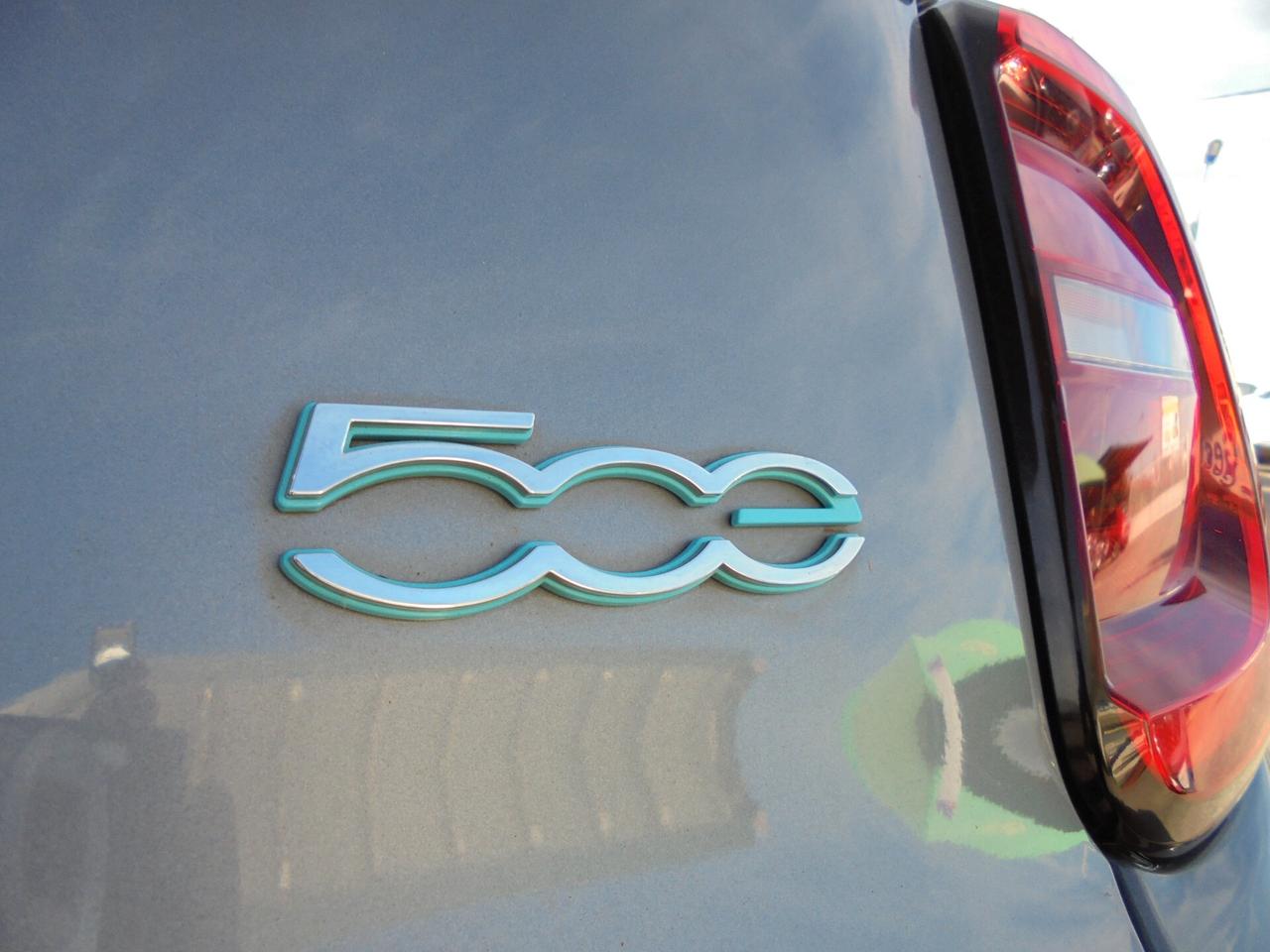 Fiat 500 500e Berlina 42 kWh Icon