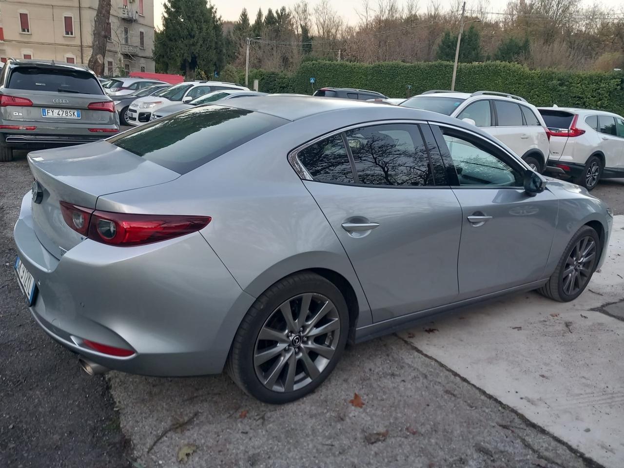 Mazda 3 Mazda3 2.0L e-Skyactiv-X M Hybrid 4p. Exclusive