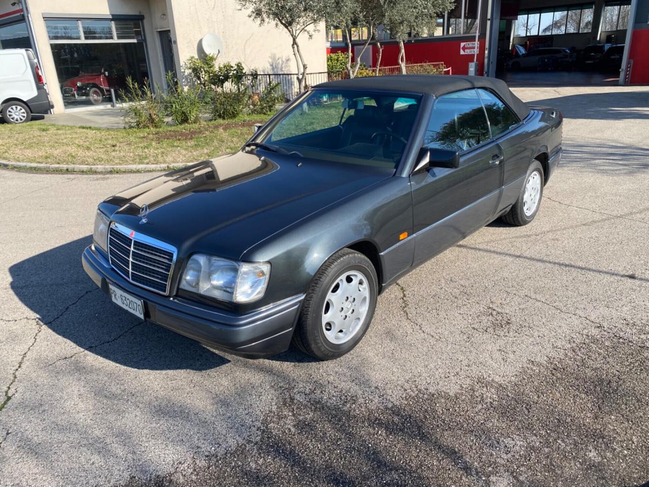 Mercedes 300 CE CABRIO