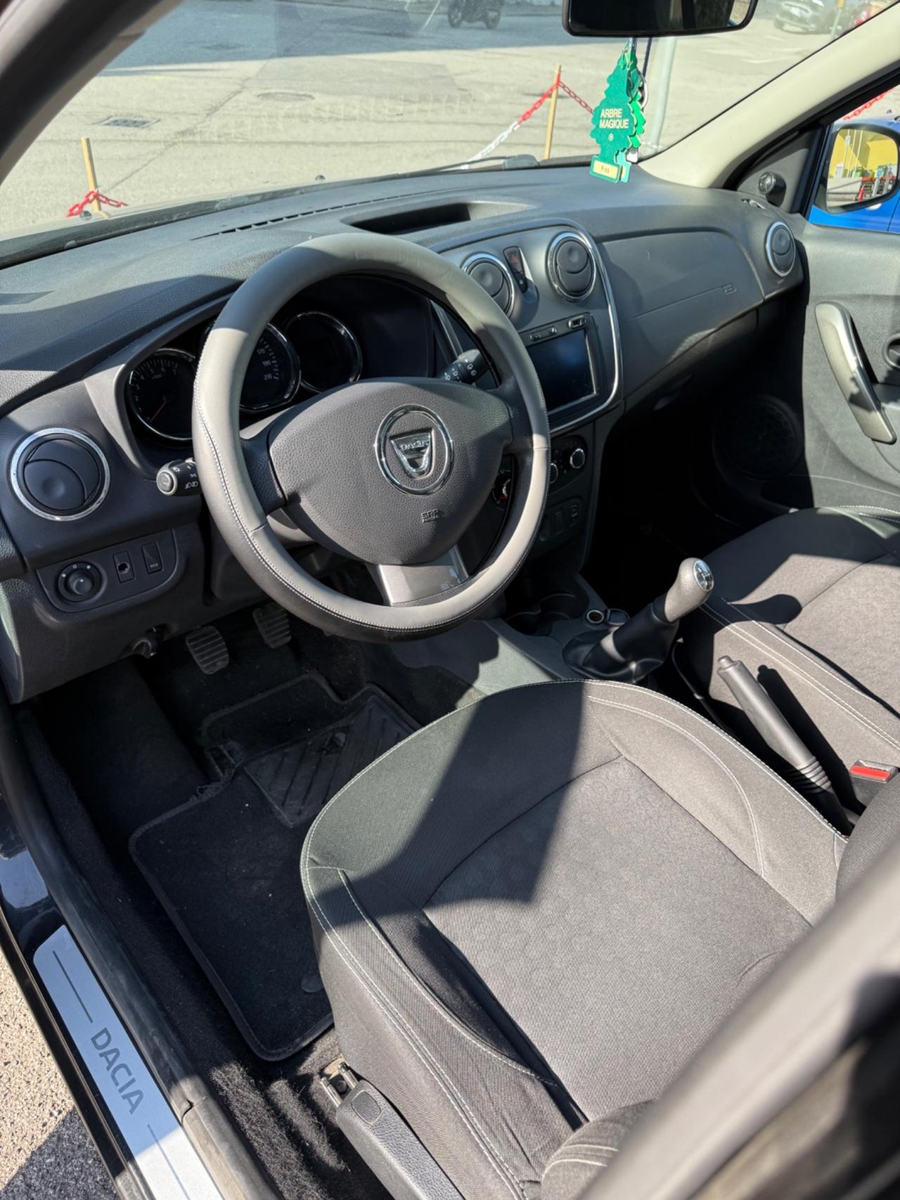 Dacia Sandero 1.5 dCi 8V 75CV Lauréate