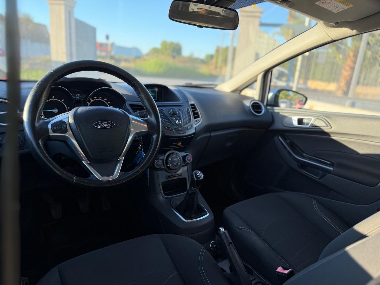 Ford Fiesta 1.5 TDCi 75CV 5 porte