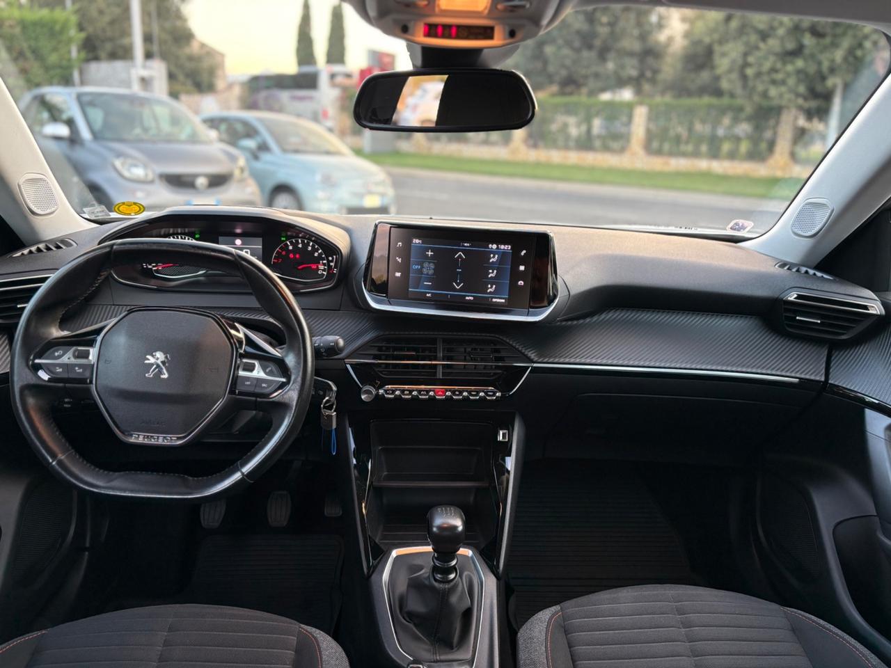 Peugeot 2008 PureTech 100 S&S Allure