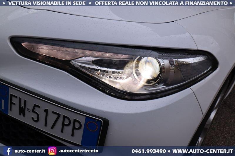 Alfa Romeo Giulia 2.2 Turbo Diesel AT8 160CV Super