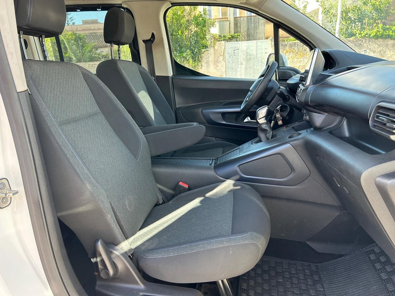 Peugeot Rifter BlueHDi 100 GT Line Standard