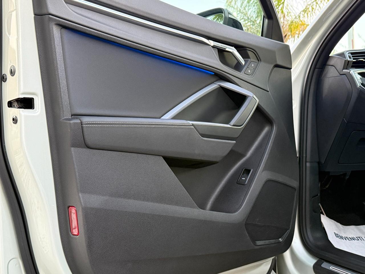 Audi Q3 35TDI S tronic 3XS line Keyless Luci Ambient Cockpit Pelle Navi
