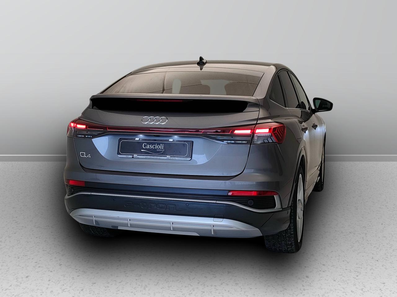 AUDI Q4 Sportback e-tron - Q4 Sportback e-tron 40 S line edition