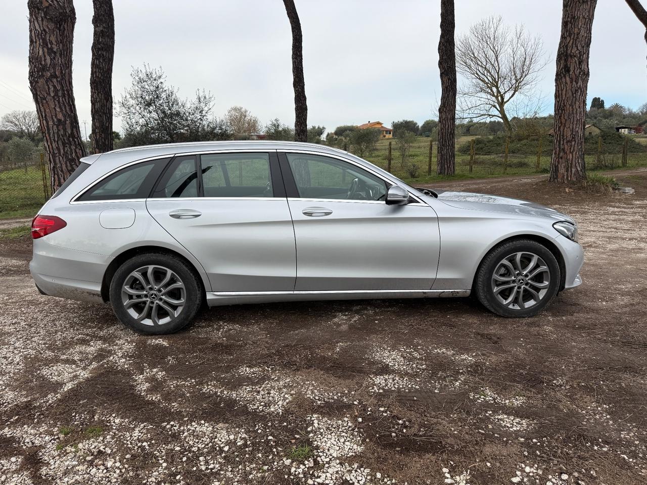 MERCEDES-BENZ C 220 d S.W. Auto Business