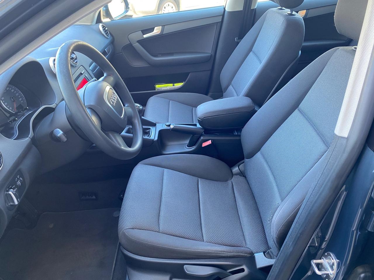 Audi A3 1.6 TDI 90cv - 2011