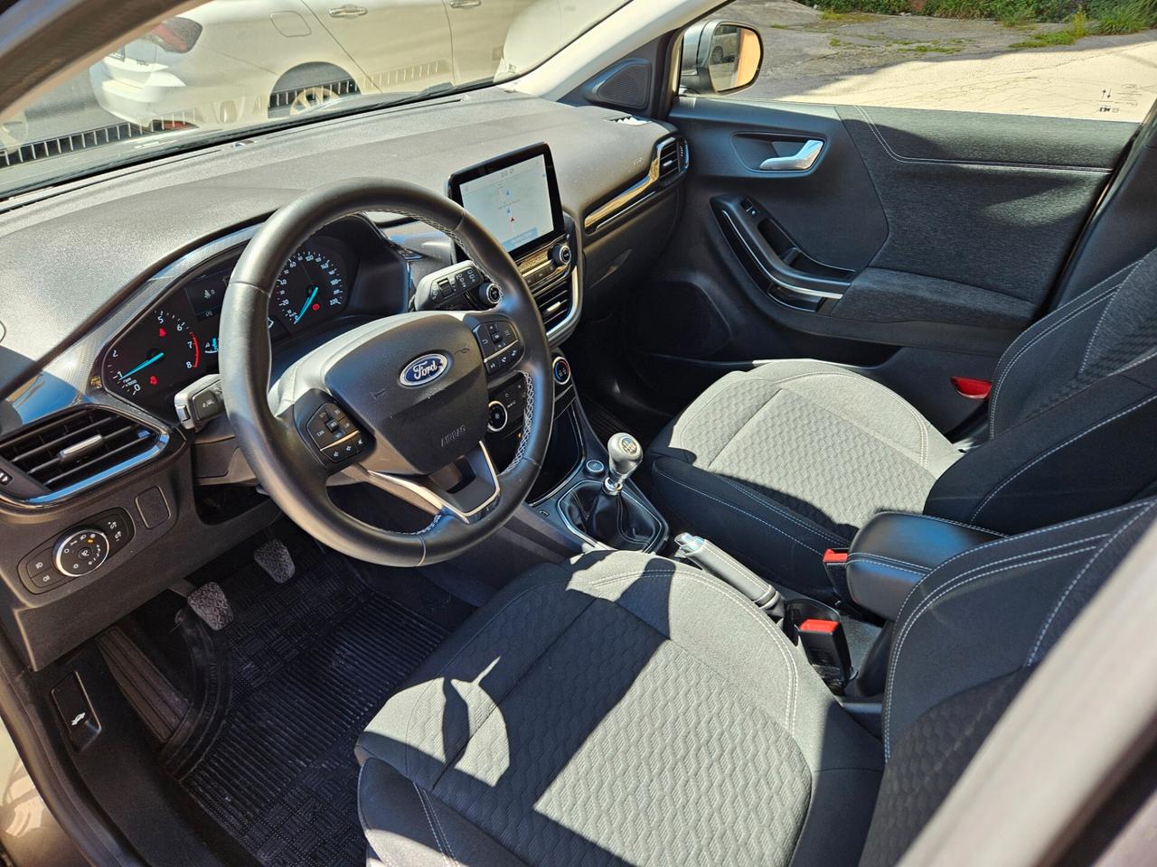 FORD PUMA 1000 HYBRID 125CV TITANIUM NOVEMBRE 2021