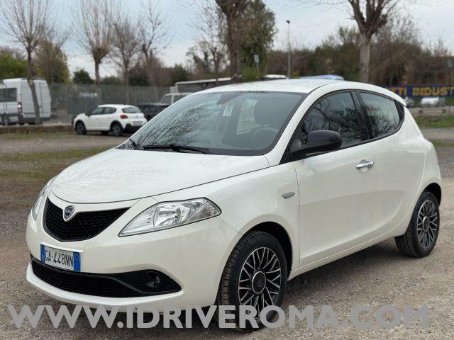 LANCIA Ypsilon 1.2 69 CV 5 porte "GOLD" +gpl